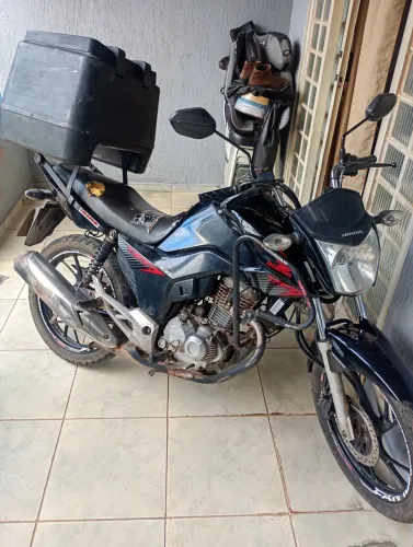 Fan160 tem débito de 2000