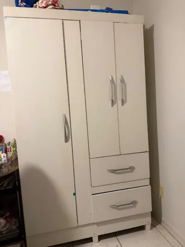 Guarda Roupa
