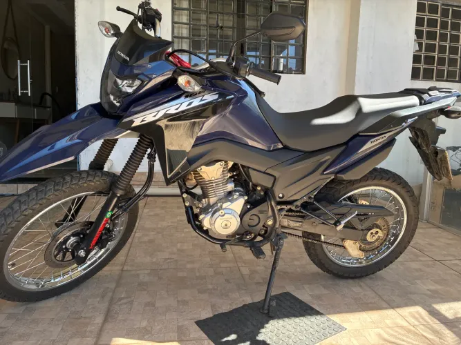 Bros único dono R$22.900,00,vende-se para comprar uma maior