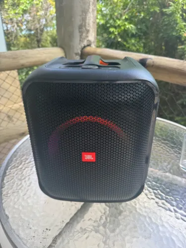 JBL partybox