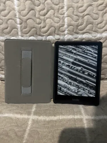 Kindle Paperwhite 11ª geração 16GB + Capa