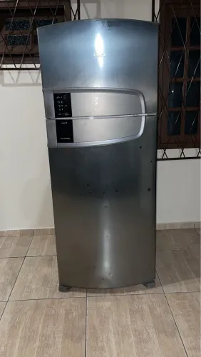 Vendo geladeira 