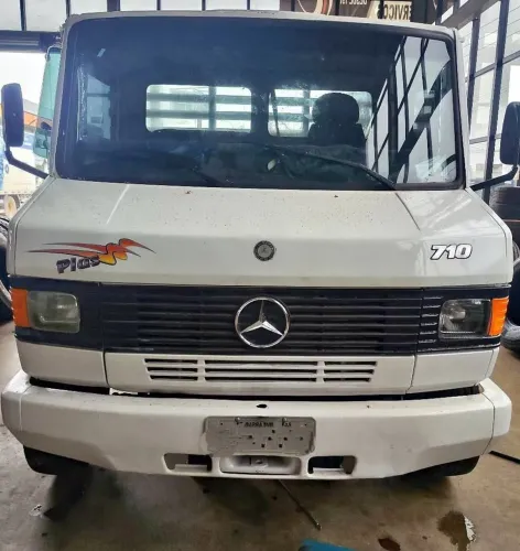 Mercedes 710
