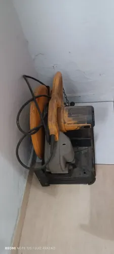Policorte DeWalt