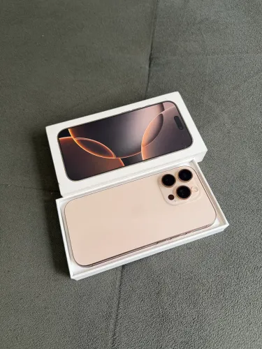 IPhone 16 pro 128gb desert! Aceito trocas e cartão.