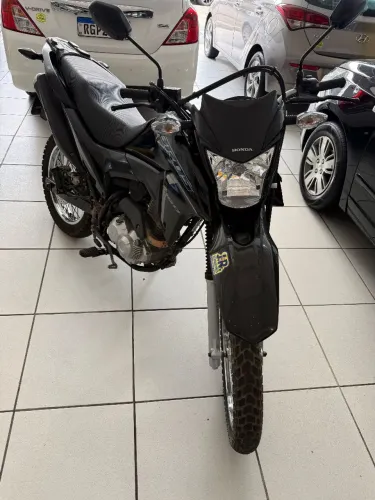 Promoção Broos 2024 160 com apenas 15 mil km