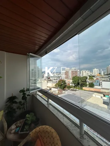 Ótimo apartamento no Estreito!