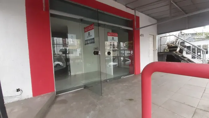 Ponto Comercial Com 100m2 na Leovigildo Filgueiras Garcia.