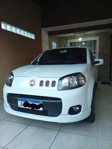 Fiat Uno Sporting 1.4 EVO Fire Flex 8V 4P 2014
