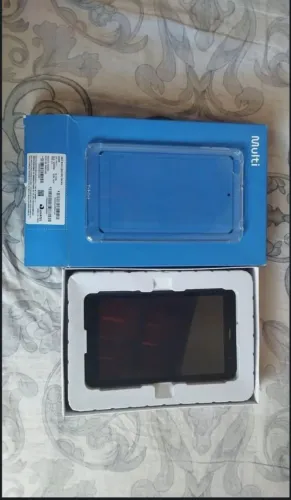 Tablet Multilaser 32gb, apenas 1 semana de uso, acompanhar carregandor e capinha.