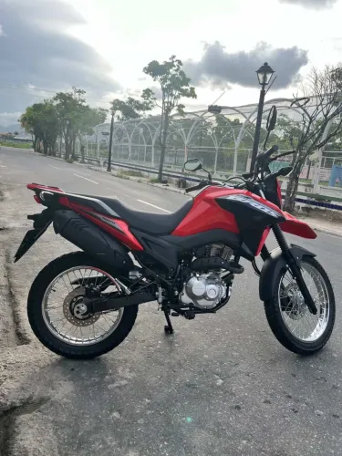 Venda moto Broz único dona com baixa quilometragem