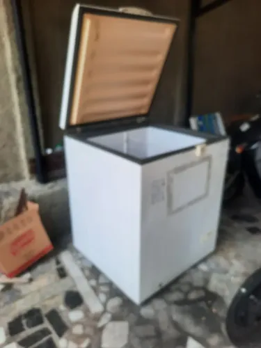 FREEZER HORIZONTAL CONSUL 200 LITROS DE CAPACIDADE ESTÁ LIGANDO MAIS PAROU DE GELAR 4 ANOS