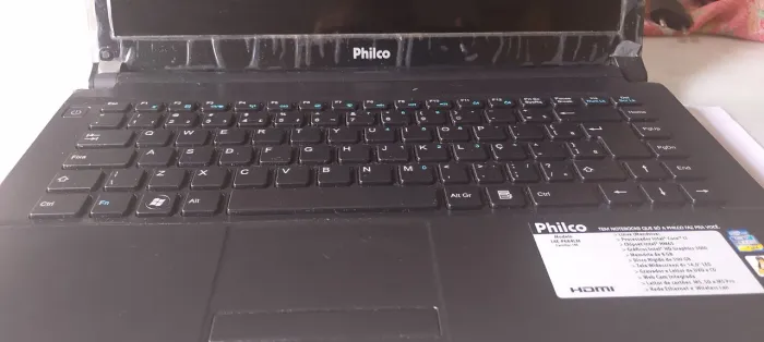 Notebook Philco 14E-P684LM processador I7 no plástico. Windows 10