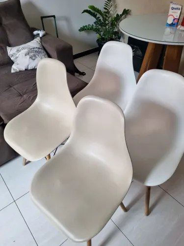 4 CADEIRAS PARA MESA DE JANTAR