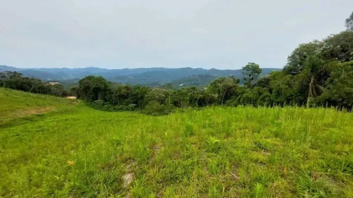 Lindo terreno para sítio de  6 mil metros quadrados ao lado da BR 282 - Águas Mornas SC