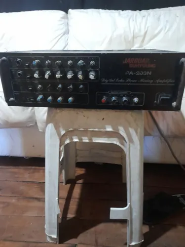 Vendo este reciver pra peças ou conserto 