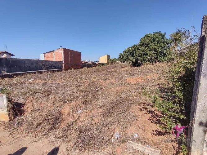 Terreno à venda, 1642 m² por R$ 650.000,00 - Centro - Santa Cruz da Conceição/SP
