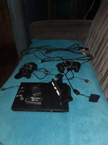 Vende-se Ps2 slim