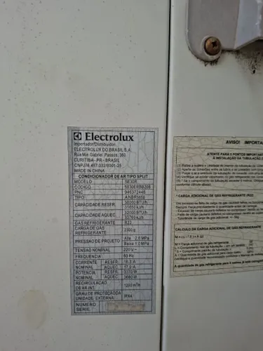 Ar Condicionado 30 mil btu 220v Quente/frio