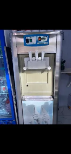 Máquina de sorvete 