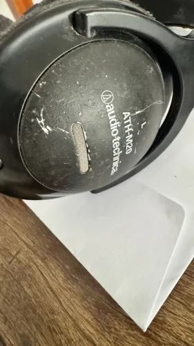 Head Fone Audiotechnica ATH M20 Surradinho c/mau contato no plug + com 1 som maravilhoso 