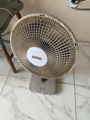 Ventilador arno usado