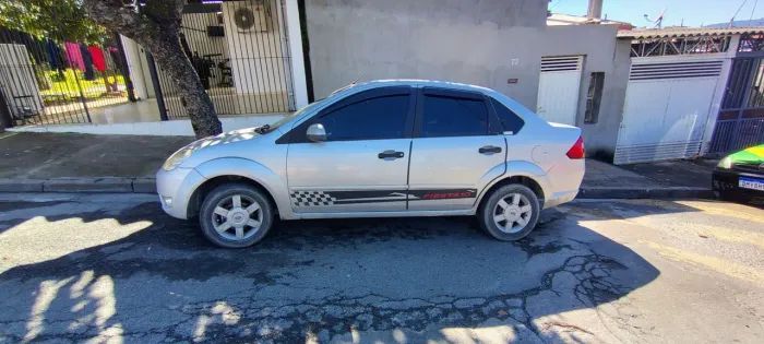 Ford Fiesta Sed. Supercharger 1.0 8V 4P 2005
