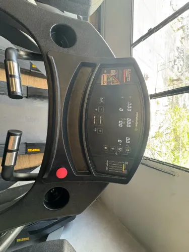 Esteira Movement RT 150 2025