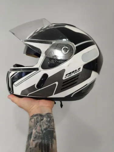 Capacete Peels