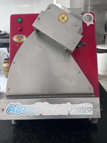 Abre massa de pizza e esfiha