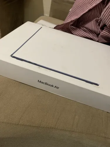 MacBook Air 15 M2 8GB RAM / 512GB SSD