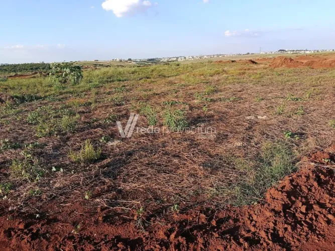 Terreno plano com 308m2 a venda no Condomínio Reserva Gran Treviso.