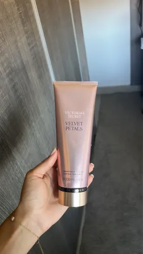Hidratante Victoria?s Secret Velvet Petals