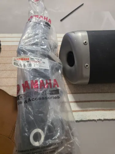 Cano de descarga e garfo dianteiro  completo da Mt 03.
