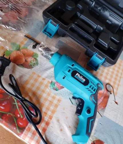 Furadeira nova + entrega grátis