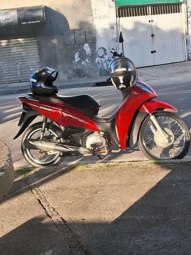 Moto conservada segundo dono nada a se fazer