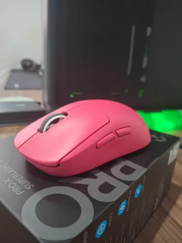 Mouse Logitech G Pro X Superlight 2 - 1 mês de uso