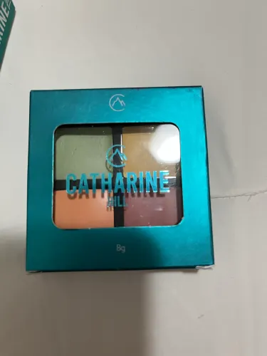 Corretivos cremosos catharine hill