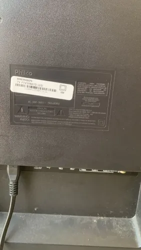Tv 39 não smart com a tela quebrada