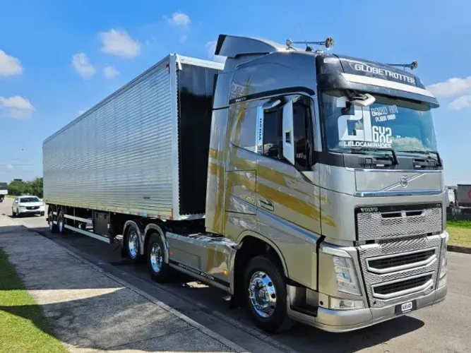 Volvo FH 460 6x2 Globetrotter Ano 21 Plano Ouro + Baú 2 Eixos Nostra 0km 30 plt com pneus