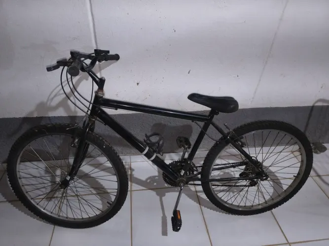 Bicicleta aro 26 (NAO ENVIO - retirada no local )
