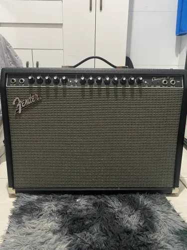 Amplificador de guitarra ,Fender champion 100