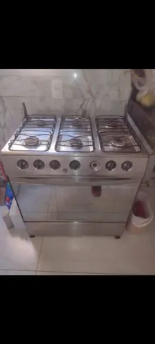 Fogão de 6 bocas
