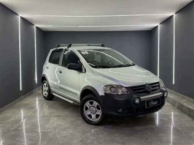 Volkswagen Crossfox 1.6 MI Total Flex 8V 5P 2008
