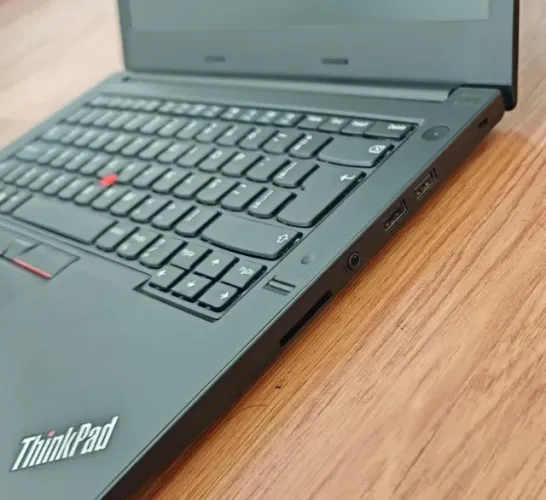 Notebook Lenovo ThinkPad Core i5 7200u 3.1Ghz - 8Gb DDR4 -240Gb SSD - Tela 14''- Entrego