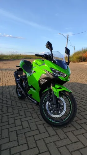 Ninja 400 