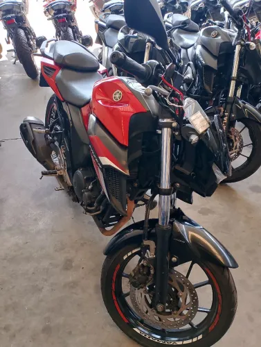YAMAHA FZ25 2024
