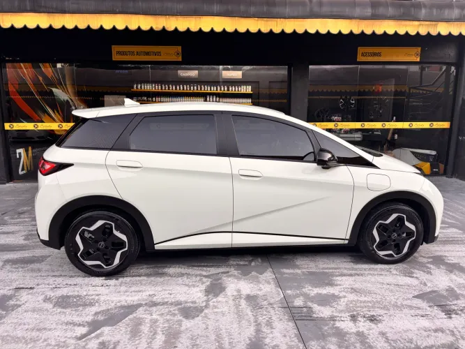 BYD Dolphin EV (Elétrico) 2024