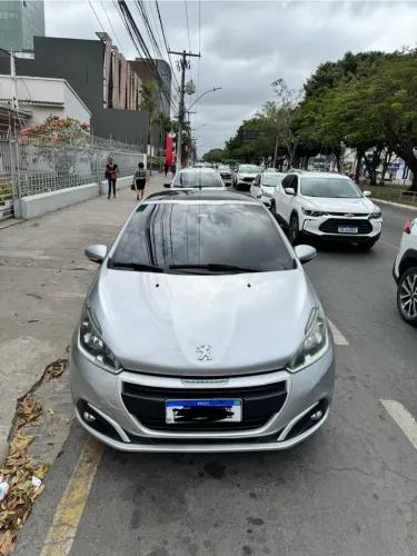 Peugeot 208 Allure 1.2 Flex 12V 5P Mec. 2019