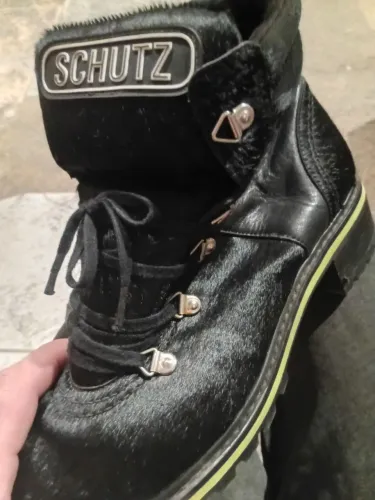 Bota coturno schutz